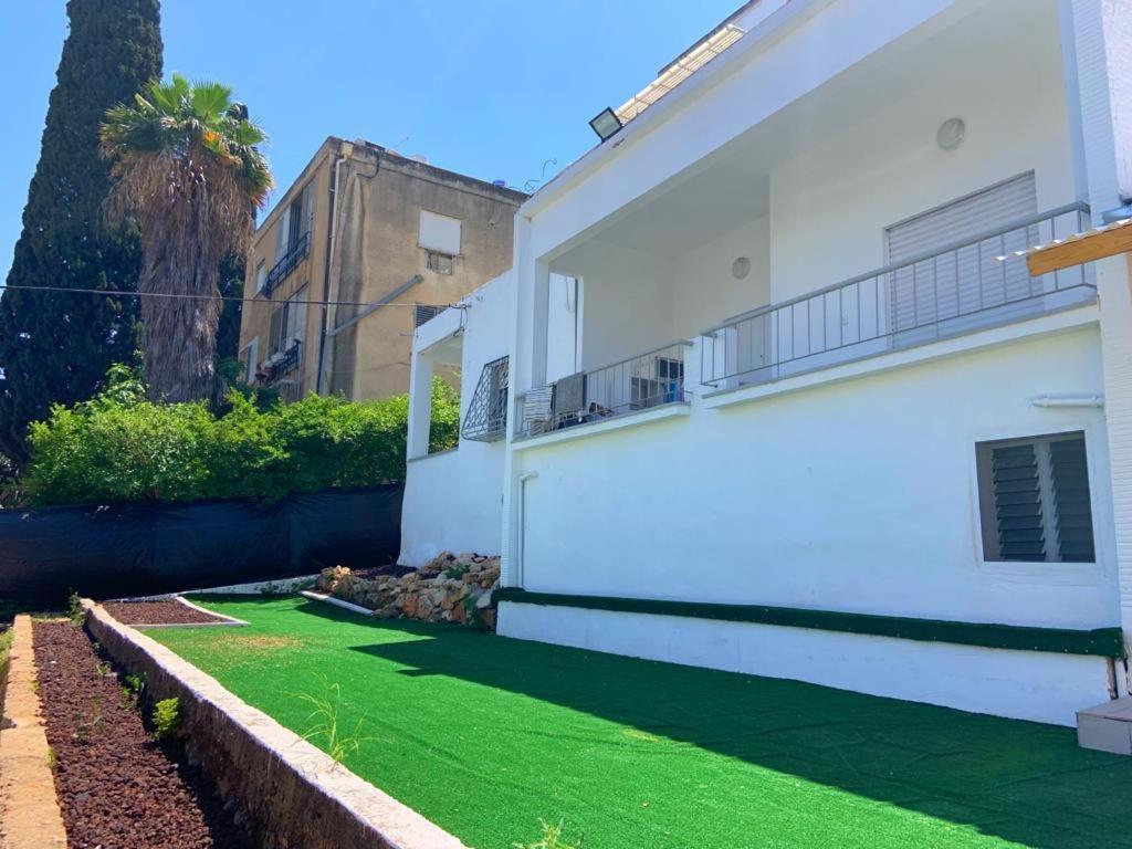 יחידות אירוח נוף המפרץ Apartment Хайфа Екстериор снимка